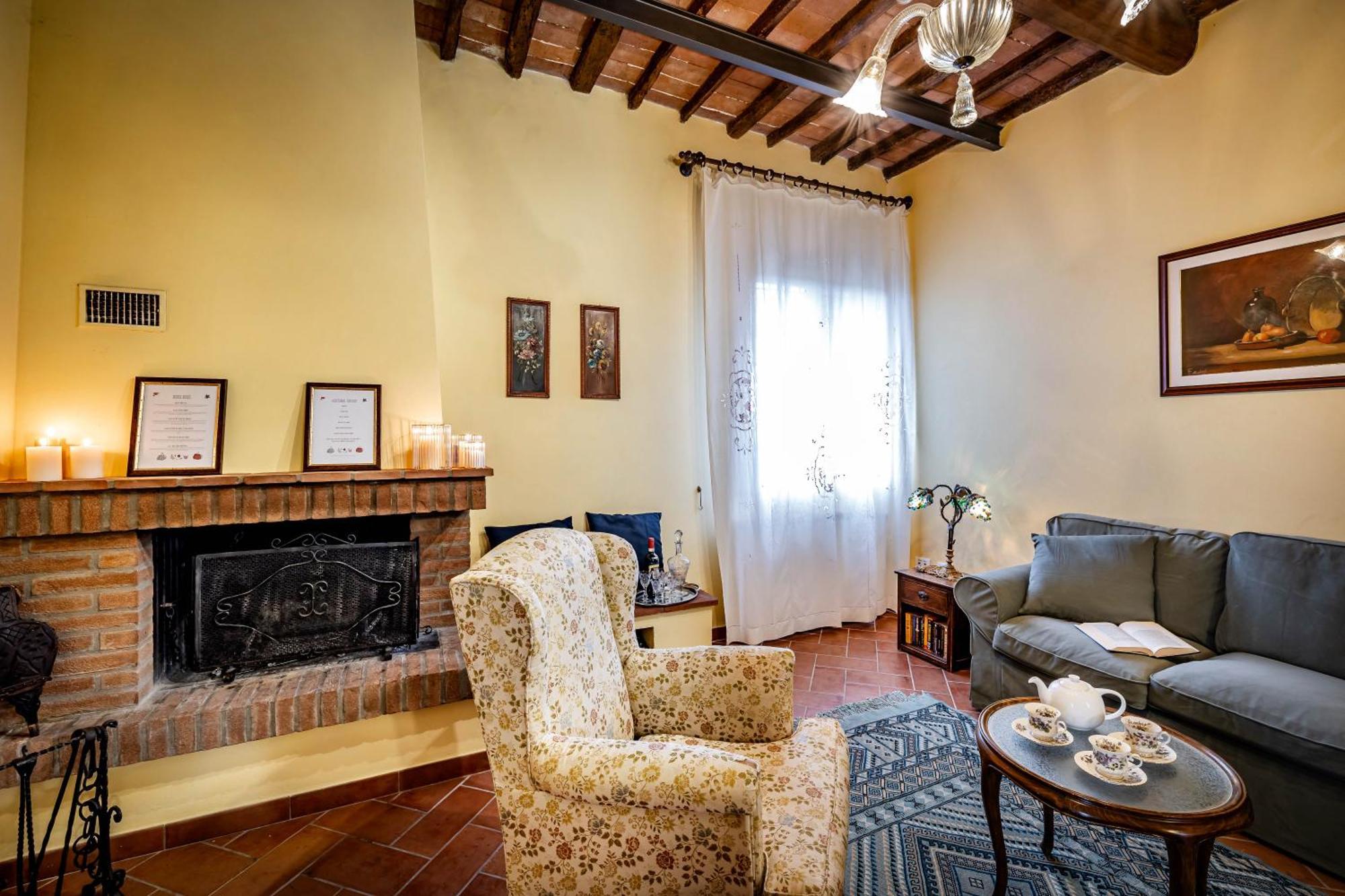 Casale Il Fontanellino - Country House Near Florence 圣米尼亚托 外观 照片